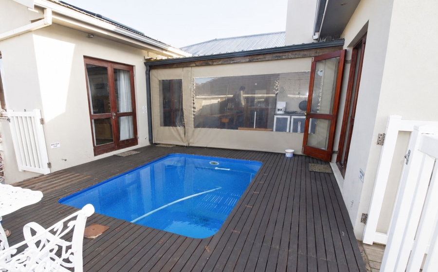 4 Bedroom Property for Sale in Fountains Estate Eastern Cape
